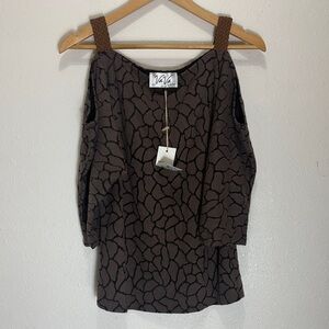 VaVa by Joy Han Brown Patterned Cold Shoulder Top, Size S